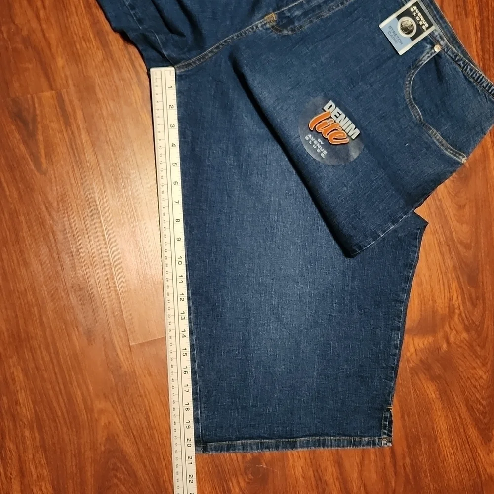 Avenue Blues Shorts womens  New stretch size 28  plus Size - Picture 6 of 12